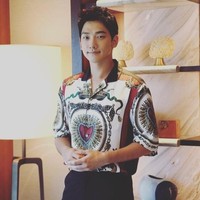 Song Hye Kyo dan Rain beradu akting dalam serial Full House yang tayang pada 2004. Chemistry mereka di serial tersebut begitu luar biasa hingga membuat penonton Full House meyakini keduanya benar-benar pacaran. Tak heran setelah serial tersebut habis masa tayangnya, Rain dan Song Hye Kyo pun dikabarkan melanjutkan percintaan mereka di layar kaca ke kehidupan nyata. Rain disebut-sebut menjadi obat patah hati Song Hye Kyo yang putus dengan Lee Byung Hyun. Foto: Istimewa