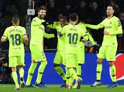 Satu gol Barca lainnya dicetak Gerard Pique. REUTERS/Toussaint Kluiters.