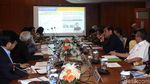 Luhut Bahas Industri Mobil Listrik Bareng DPR