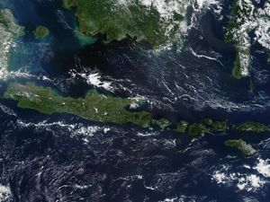 10 Pulau dengan Penduduk Terbanyak di Dunia, Nomor Satu dari Indonesia