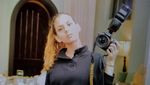 Foto: Gaya Traveling Fotografer Seksi yang Suka Foto Hot