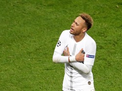 Neymar mencetak gol untuk PSG di menit 37. Gol tersebut membuat PSG sempat unggul 2-0. (REUTERS/Charles Platiau)