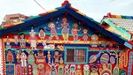 Rainbow Village, Karya Seni Pensiunan Tentara yang Bosan