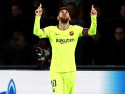 Lionel Messi mencetak satu gol saat Barcelona mengalahkan PSV Eindhoven 2-1. Dean Mouhtaropoulos/Getty Images.