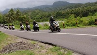 Kondisi jalan pun tidak terlalu ramai, sehingga sesekali rider bisa gas pol di trek lurus. Tester bisa meraih top speed sekitar 107 km/jam. Istimewa/AHM.