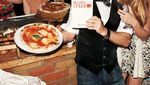 Dolce & Gabbana Diprotes Warga China, Begini Pose Stefano Gabbana Saat Makan Pasta