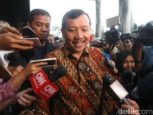 Sekda Jabar Kembali Disebut Terima Duit di Tuntutan Bupati Bekasi