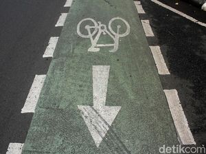 Polisi Bandung Belum Terapkan Tilang Penyerobot Jalur Sepeda