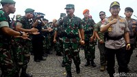 Apel pengamanan itu dilaksanakan di Lapangan Monas, Jakarta, Jumat (30/11/2018).