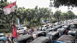 BBG Langka, Sopir Bajaj Ramai-ramai Geruduk Balai Kota