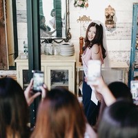 Rencananya Isabella dan Jusup akan melangsungkan pernikahan pada 1 Desember 2018 di Hotel Mulia, Nusa Dua Bali. Dekorasi, katering, hingga souvenir pernikahan tak luput dari sorotan publik. Foto: Kansha Photography