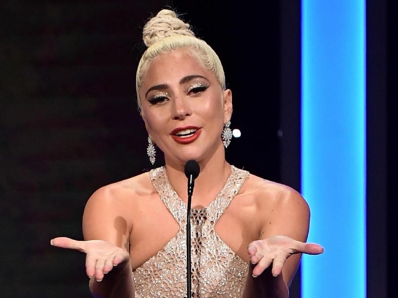 Lady Gaga Ungkap Pengalaman Akting di Star is Born Lady Gaga Ungkap Pengalaman Akting di Star is Born