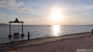Foto: Sunset Gili Air yang Romantis