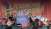 Sebanyak 200 kelompok musik ikut serta dalam festival tersebut dan sembilan band terpilih untuk masuk ke tahap final.