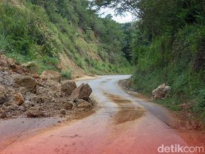 Tanah Longsor di Pakistan Tewaskan 5 Orang, 15 Masih Hilang