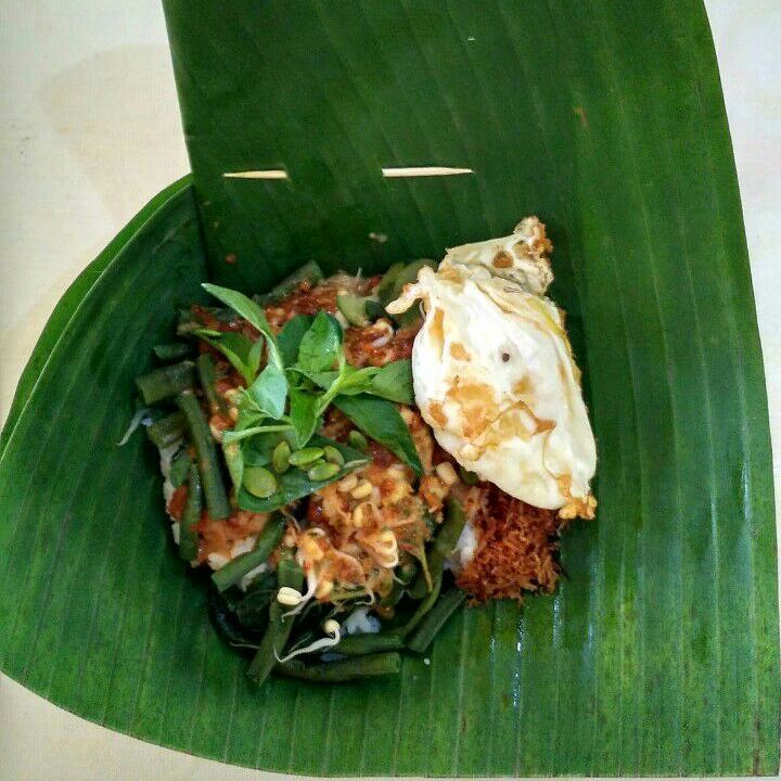 5 Tempat di Tangsel Ini Sedia Sarapan Nasi Pecel Komplet 