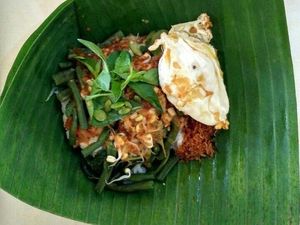 Menjajal Pecel Legendaris Madiun, Sudah Ada Sejak Tahun 60-an