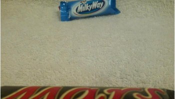 Kalau netizen ini memajang coklat Mars yang melihat ke snak Milky Way atau galaksi Bima Sakti. Foto: Twitter