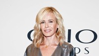 Chelsea Handler juga mengaku melakukan aborsi saat berusia 16 tahun. Foto: Dok. Getty Images