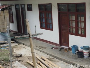 Pengabdian Bidan di Pedalaman NTT, Tanpa Listrik dan Harus Rebutan Air