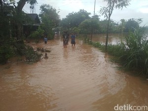 Hujan 7 Jam, Sebagian Desa di Trenggalek Terendam Banjir