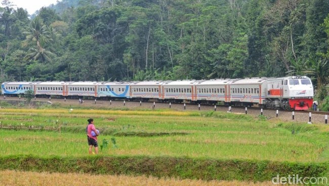 Yuk Keliling Jateng, Yogya hingga Solo Pakai 1 Kereta