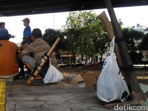 Fenomena Kuli Sindang Jadi Bukti Pemerintah Gagal Cetak Lapangan Kerja?