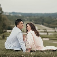 Benarkah anggaran sampai Rp 1 triliun? Kita menganggarkan tidak lebih dari Rp 10 m. Jadi untuk tidak diplintir Rp 1 triliun. Kalau Rp 1 T bisa beli hotel ini, kata Rendra. (Foto: dok. Cappio Photography)