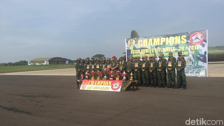 Tiba di Jakarta, Tim TNI AD Juara AARM Disambut Danjen Kopassus Tiba di Jakarta, Tim TNI AD Juara AARM Disambut Danjen Kopassus