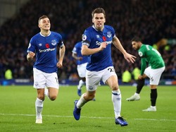 Selanjutnya ada Patrick Hermann (Borussia Monchengladbach) dan Seamus Coleman (Everton) yang sudah mengabdi 14 musim di klubnya masing-masing (Getty Images)