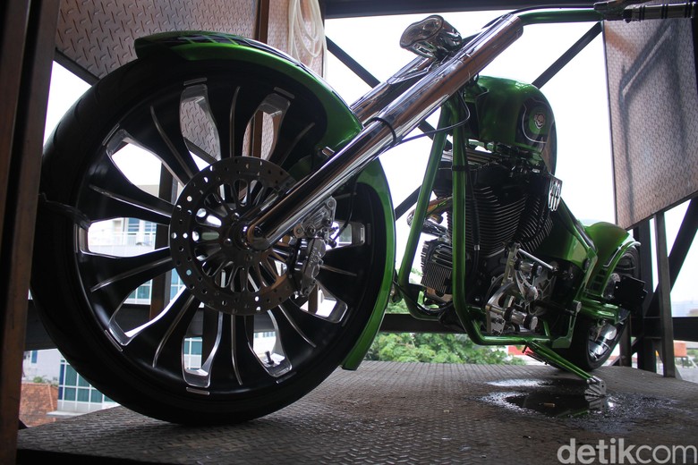 Modifikasi Harley-Davidson Foto: Luthfi Anshori/detikOto Modifikasi Harley-Davidson Foto: Luthfi Anshori/detikOto