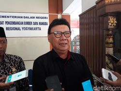 Jokowi Lantik Plt Gubernur Riau dan Bengkulu Pekan Depan di Istana