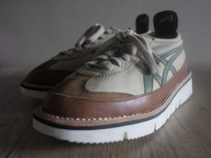 Meraup Cuan dengan Memutilasi Sepatu