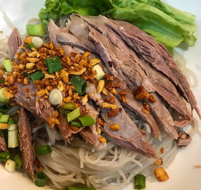 Ini 5 Tempat Makan Bihun Bebek Khas Medan yang Enak dan Populer
