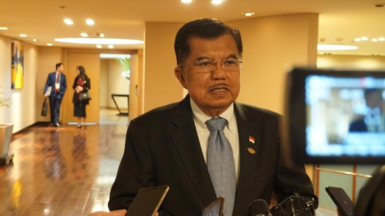 JK: Ramai Tahun Politik di Alam Maya, Bukan di Lapangan JK: Ramai Tahun Politik di Alam Maya, Bukan di Lapangan