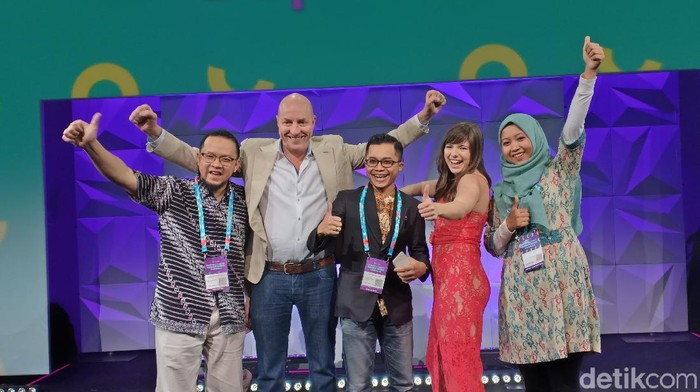 Halal Local wakil Indonesia berhasil masuk final di kompetisi pitching di Australia. Foto: Gibran Maulana Ibrahim/detikINET Halal Local wakil Indonesia berhasil masuk final di kompetisi pitching di Australia. Foto: Gibran Maulana Ibrahim/detikINET