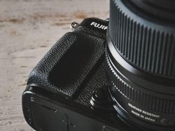 Penampakan GFX 50R, Kamera Medium Format Anyar Fujifilm