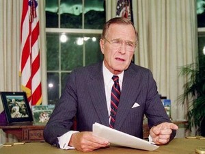 Masa-masa Penting di Kehidupan Bush Senior