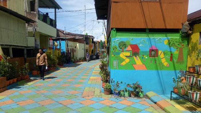Cantiknya Kampung dan Lorong Warna Warni di Makassar