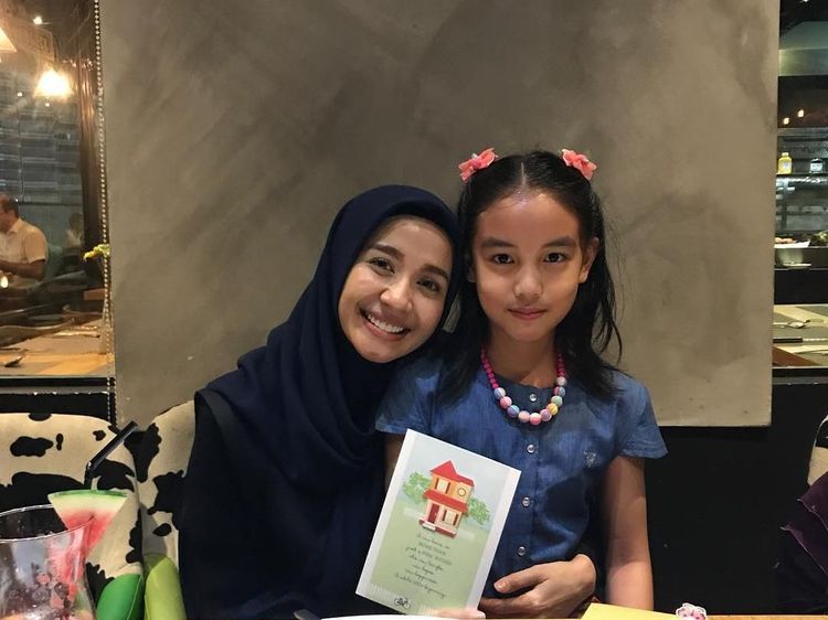 Cantiknya Engku Aleesya Saat Makan Bersama Laudya Cynthia Bella