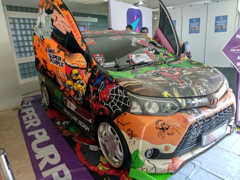 Toyota Avanza Veloz dimodifikasi ala Lamborghini. Foto: Luthfi Anshori Toyota Avanza Veloz dimodifikasi ala Lamborghini. Foto: Luthfi Anshori