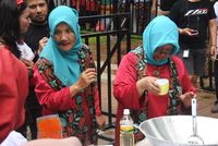 Serunya Lomba Masak Rendang dan Cicipi Kuliner Minang di 'Nusantara Marandang'
