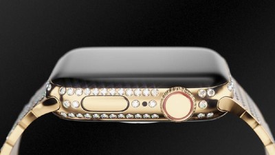 Bertabur Berlian, Apple Watch 4 Ini Dibanderol Rp 630 Juta!