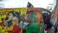 Dan yang lebih menarik lagi, mobil modifikasi ini sudah pakai pintu gunting ala Lamborghini dan panoramic sun roof. Foto: Luthfi Anshori