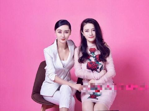 Viral Foto Dua Wanita yang Operasi Plastik Mirip Artis Ini Bikin Bingung Netizen