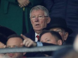 Sir Alex Ferguson menonton langsung pertandingan ini. Dia sempat terkejut mantan klubnya itu dibobol Southampton. MU kini sudah tak menang di tiga laga terakhir Premier League. (Foto: Matthew Childs/Reuters)