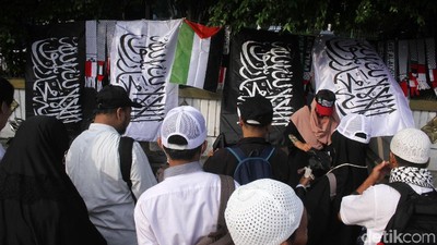 Reuni 212 Bawa Berkah Bagi Pedagang