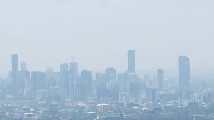 Ratusan Kawasan Terbakar, Kabut Asap Capai Kota Brisbane