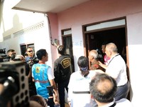Masih Banyak Rumah Orang RI Nyantol Listrik ke Tetangga