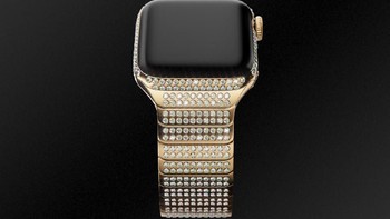 Secara fungsi dan spesifikasi, Apple Watch 4 ini tak mengalami perubahan. (Foto: Caviar)